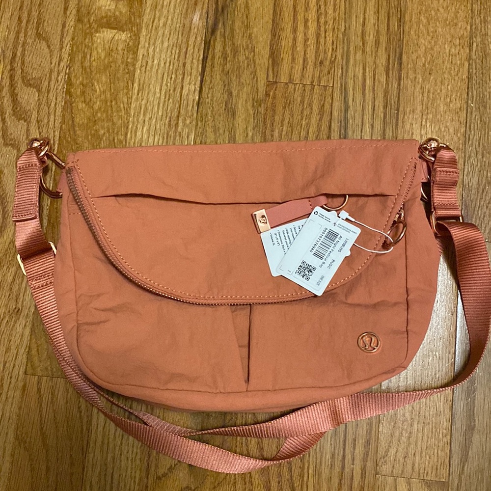 Lululemon all night festival bag